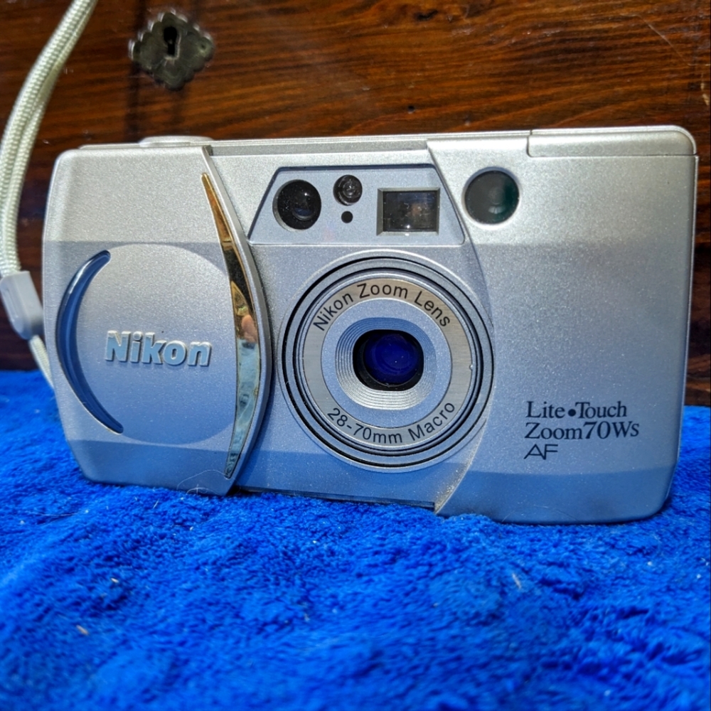 Nikon Lite Touch Zoom 70WS AF | Vintage 35mm Camera Bundle | VG+